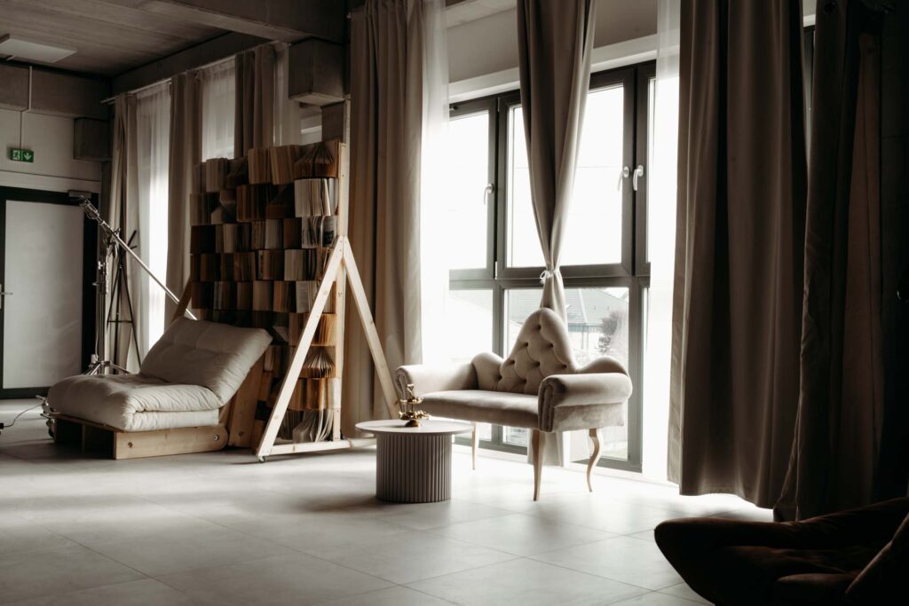 Studio z naturalnym światłem do sesji zdjęciowych w Warszawie